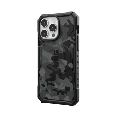 UAG Pathfinder MagSafe case for iPhone 15 Pro Max - black camouflage