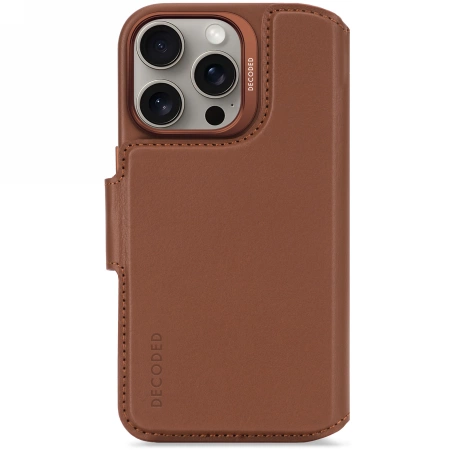 Decoded Leather Detachable Wallet MagSafe Case with Wallet for iPhone 16 Pro - Brown