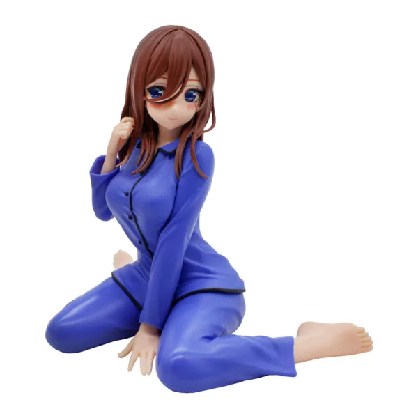 The Quintessential Quintuplets Miku Nakano Relax Time figure 12cm